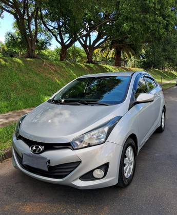 HYUNDAI HB20S 1.6 COMFORT PLUS 16V FLEX 4P MANUAL